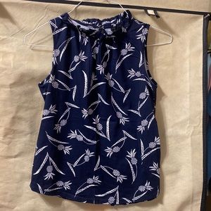 Women’s. Navy tank top